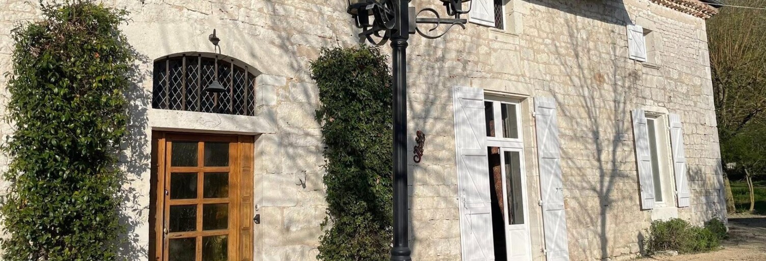 Maison 21 Pièces 420 m² à vendre à Trémons (47140)