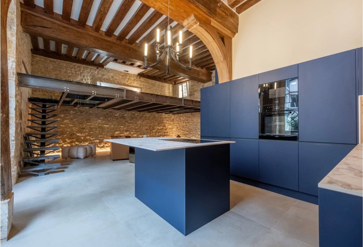 Loft/Atelier/Surface — photo 1