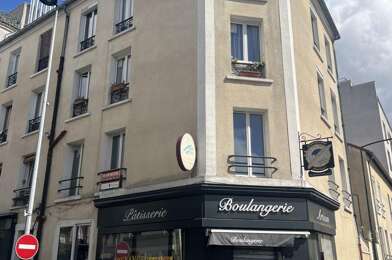 Commerce  475000 €