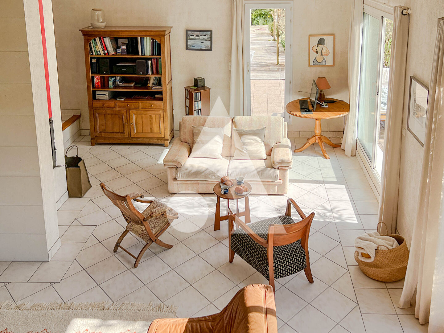 Villa / Maison  T10 à vendre Saintes 17100