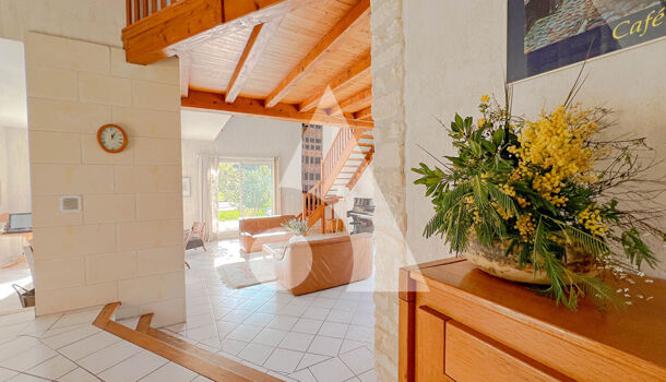 Villa / Maison 10 pièces  à vendre Saintes 17100