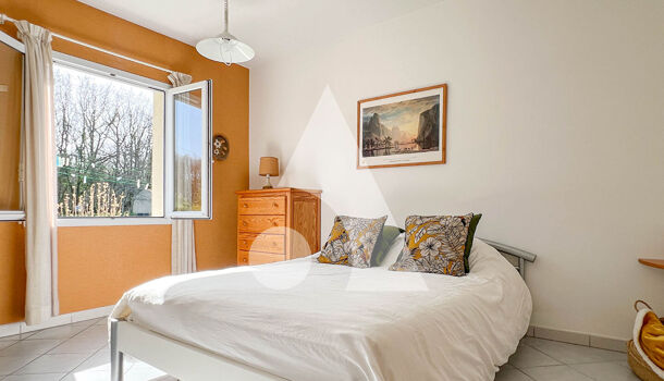 Villa / Maison 10 pièces  à vendre Saintes 17100