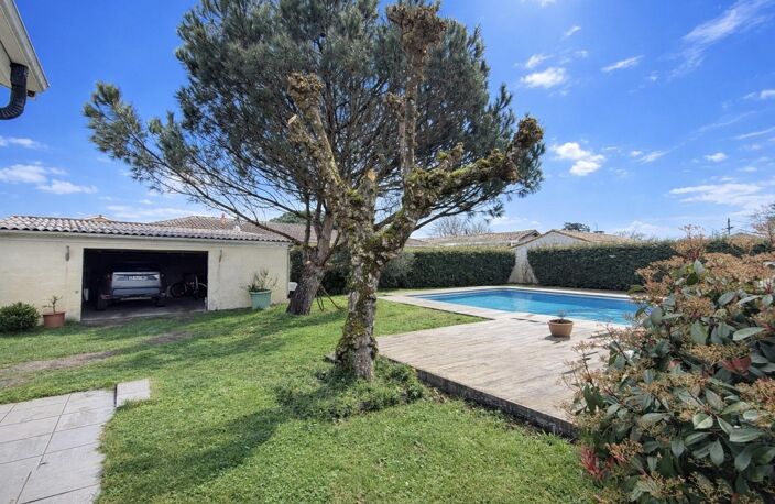Maison piscine et dépendance sur 1 041 m² — photo 2