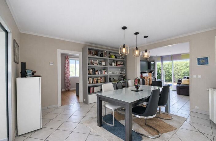 Maison piscine et dépendance sur 1 041 m² — photo 3