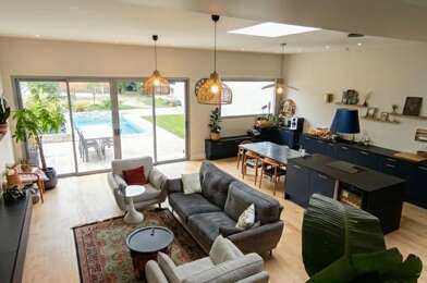 Maison 6 pièces 599975 €
