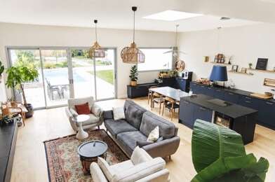 Maison 6 pièces 599975 €