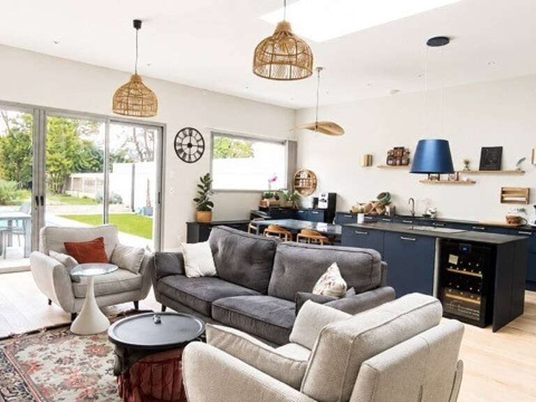 Contemporaine de 6 pièces principales — photo 1