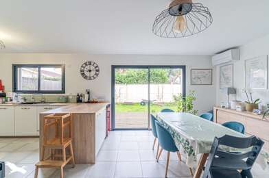 Maison 5 pièces 457600 €