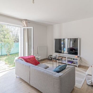 Appartement 4 pièces 317700 €