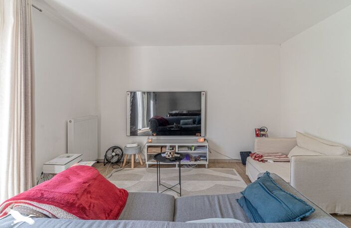 Vente appartement 4 pièces 72 m² Mérignac (33700) — photo 2