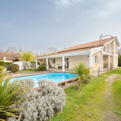 Maison 4 pièces 299499 €