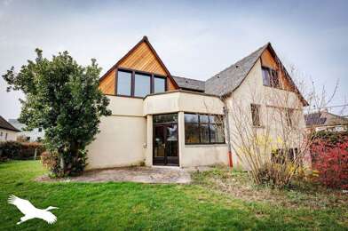 Maison 8 pièces 210400 €