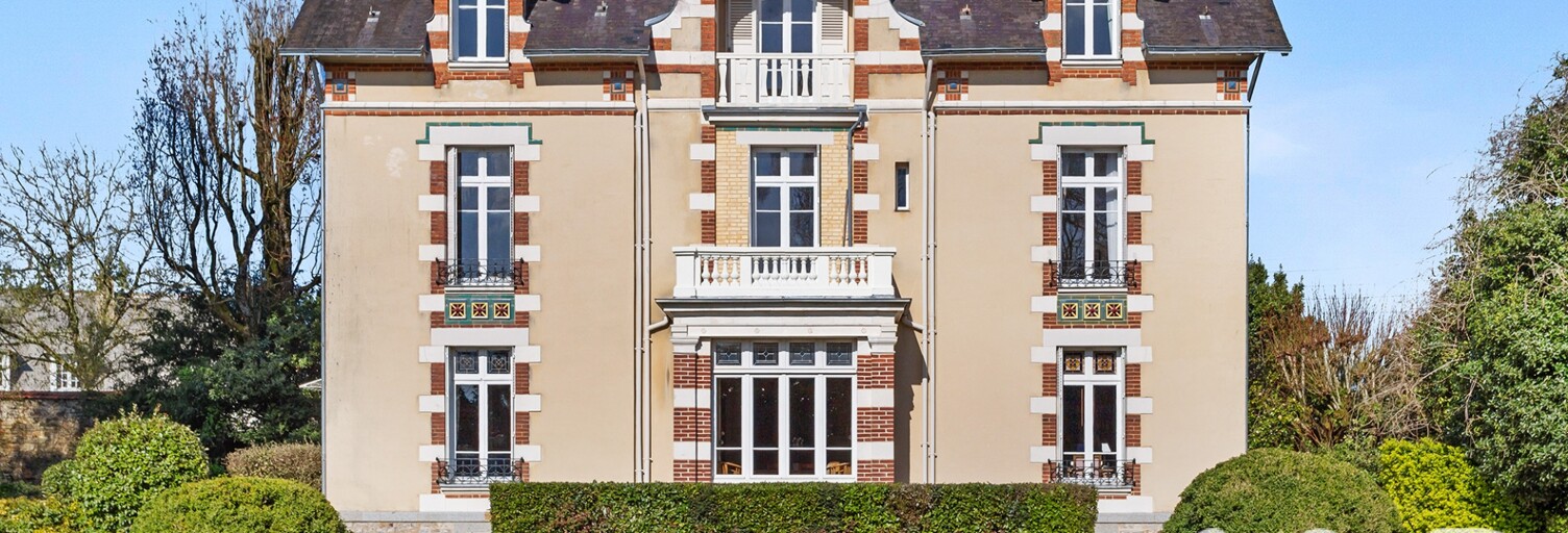 Maison 12 Pièces 302 m² à vendre à Bain-de-Bretagne (35470)