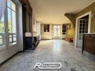 MAISON ANCIENNE AVEC GARAGE ET JARDIN — photo 4
