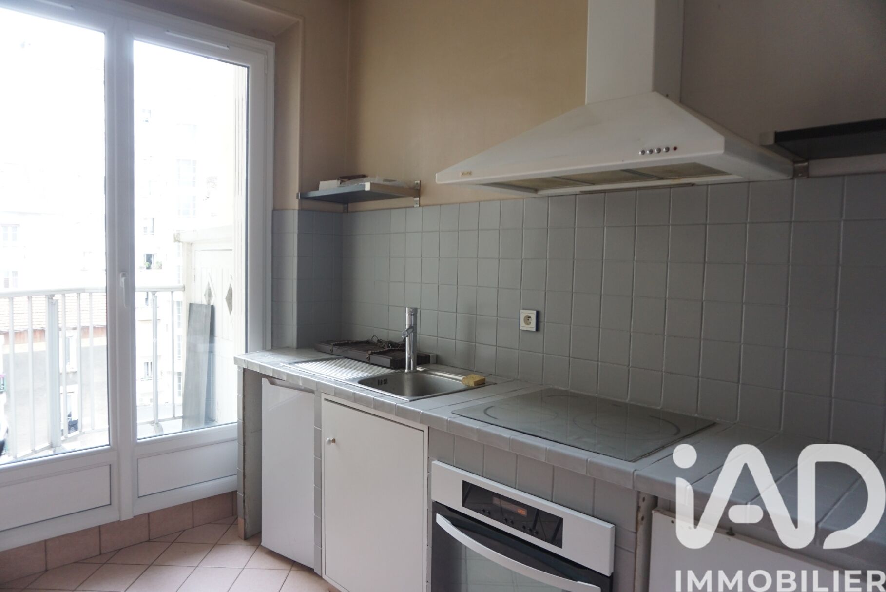 Location Appartement 3 pièces - Photo 4