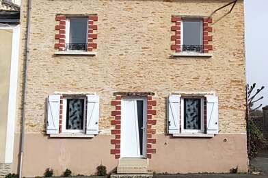 Maison 6 pièces 74500 €