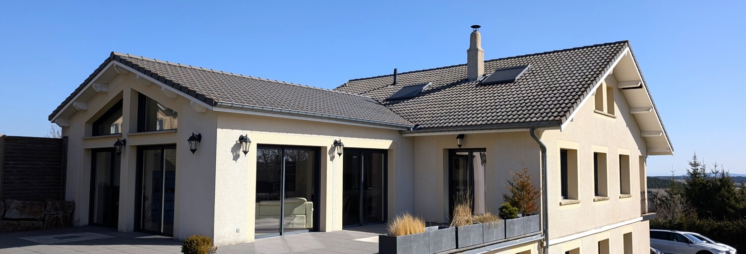 Maison 13 Pièces 250 m² à vendre à Fay-sur-Lignon (43430)