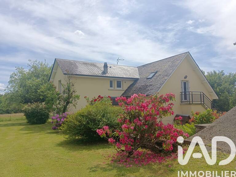 Vente Maison/villa 9 pièces — photo 1