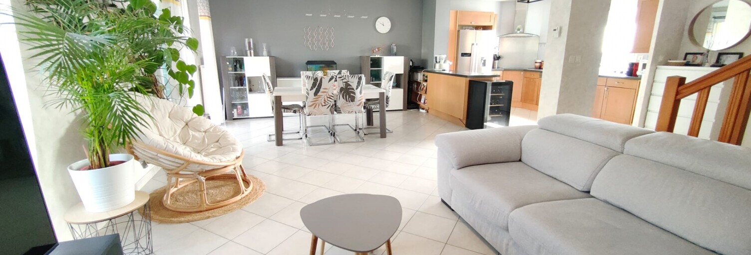 Maison 5 Pièces 100 m² à vendre à Mions (69780)