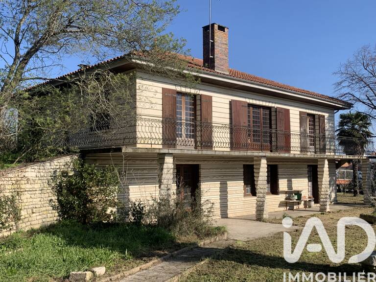 Vente Maison/villa 9 pièces — photo 1