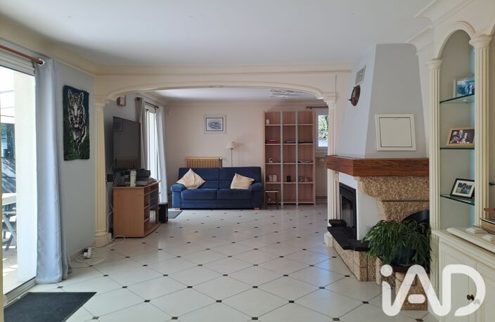 Vente Maison/villa 8 pièces — photo 3