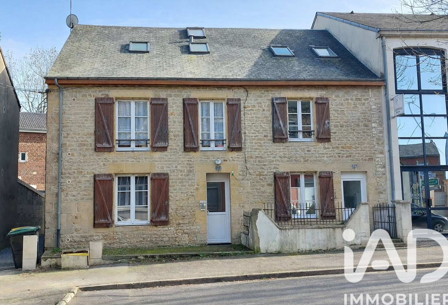 Vente Immeuble 246 m&sup2; — photo 1