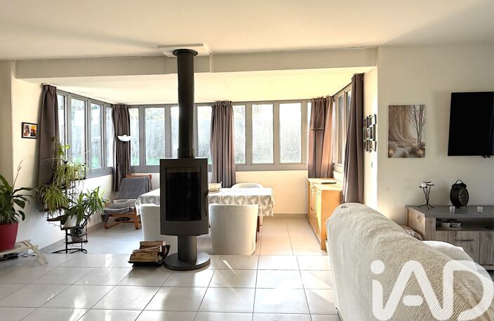 Vente Maison/villa 6 pièces — photo 2