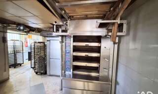 Commerce  90 m² à vendre à Beauvoisin (30640)