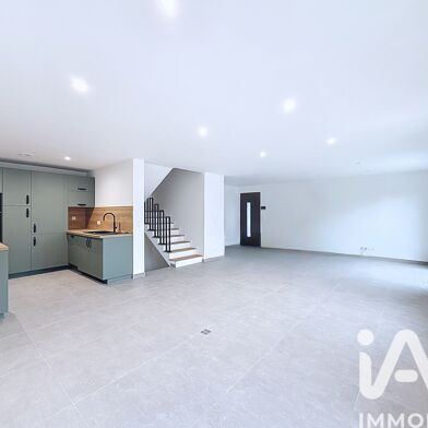 Maison 6 pièces 499900 €