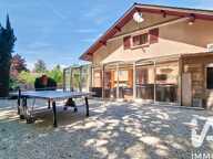 Vente Maison/villa 9 pièces — photo 2