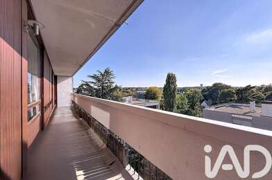 Appartement 5 pièces 220000 €