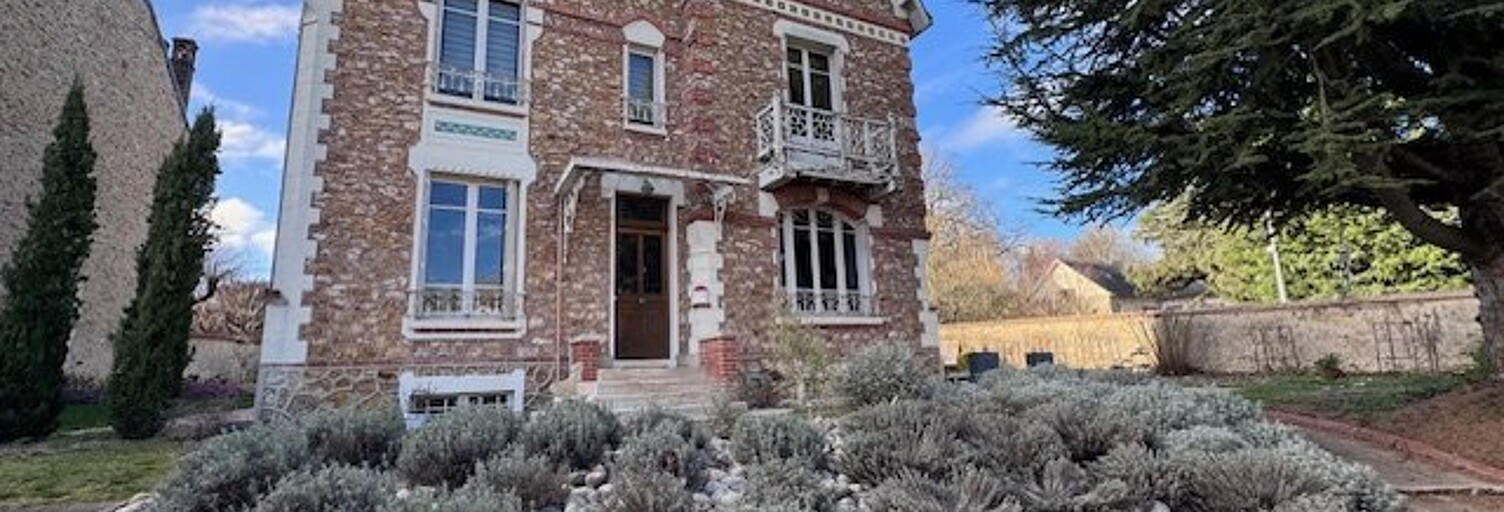 Maison 8 Pièces 228 m² à vendre à Dourdan (91410)