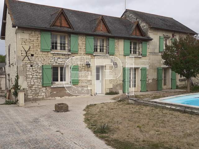 Proche Montreuil Bellay Charmante Maison Ancienne avec piscine c — photo du bien