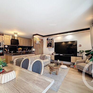 Appartement 3 pièces 287300 €