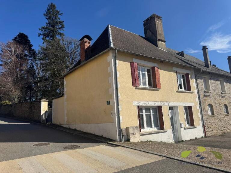 CORREZE — photo 1