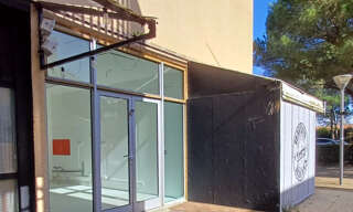 Commerce  22 m² à louer à Hourtin (33990)