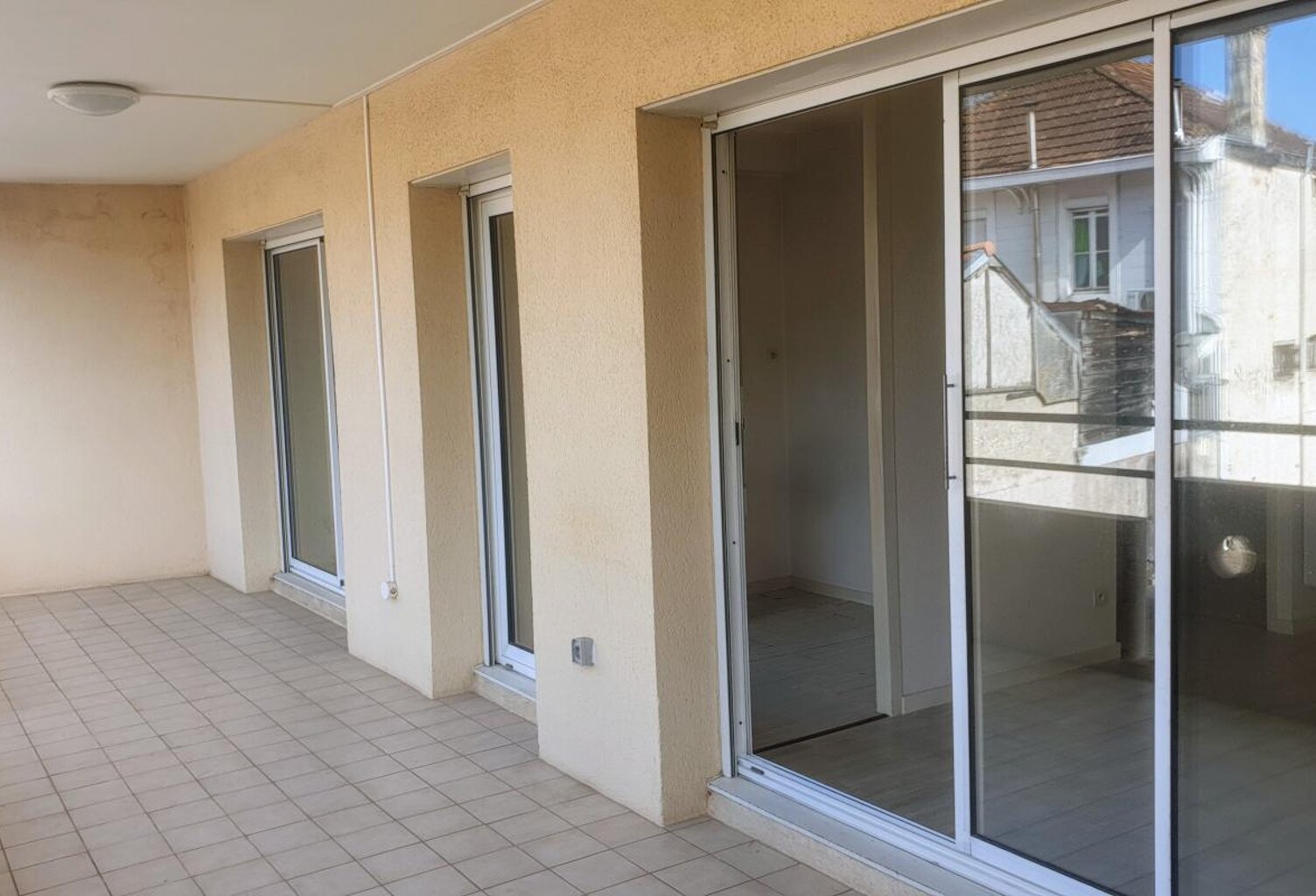 Appartement 1 chambre À Vendre à La Teste 33260 — photo 1