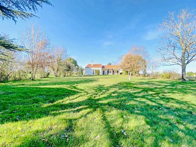À VENDRE – RIEUMES (31370) – MAISON T8 D’EXCEPTION – 238 M² SUR 12 000 M² DE TERRAIN – CADRE BUCOLIQUE & PROXIMITÉ VILLAGE — photo du bien