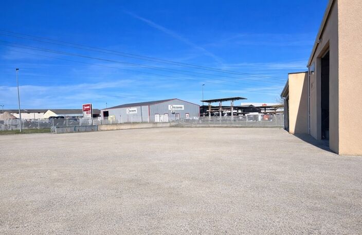 Bâtiment artisanal / industriel avec fort potentiel de développement VILLENEUVE SUR LOT (47) — photo 2
