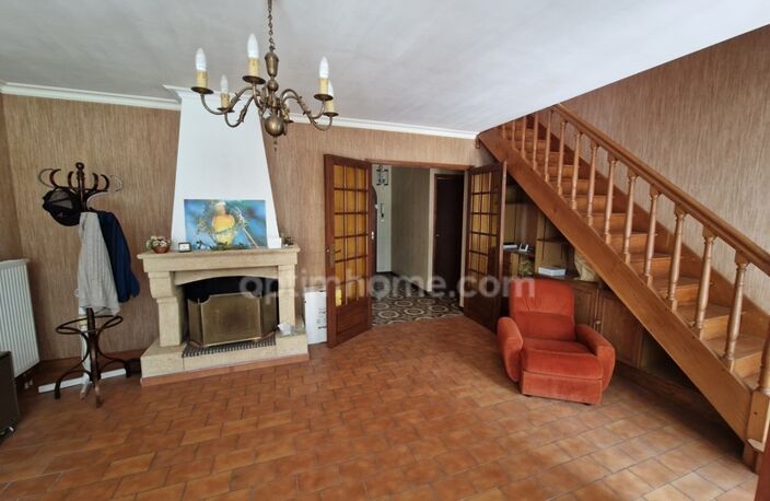 Maison avec grand terrain arboré à ARDON (45) — photo 5