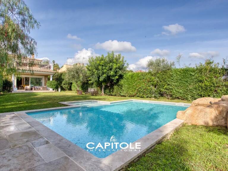 Antibes - Villa contemporaine récente avec un studio indépendant — photo 1