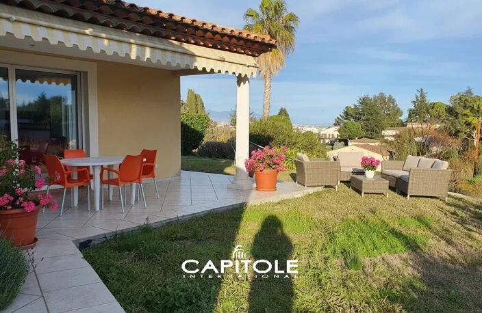 Antibes - Les Rastines, belle villa de 123 m² sur un terrain pis — photo 2