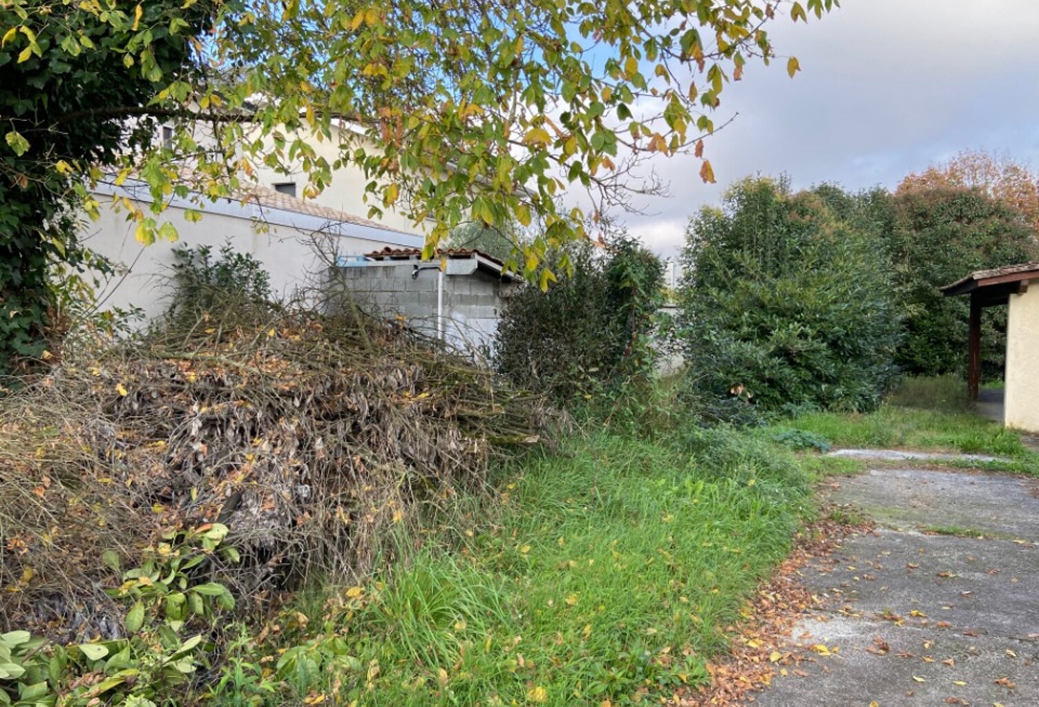 Terrain à bâtir à Pessac (33600) — photo 1