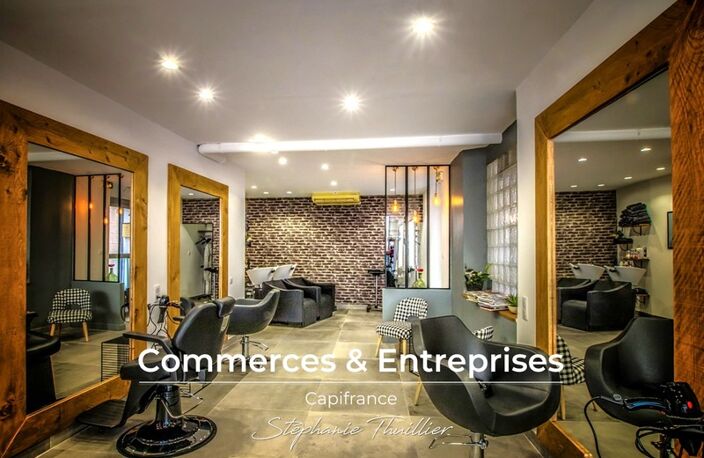 Fonds de commerce Salon de coiffure mixte à céder à TRETS (13) — photo 2