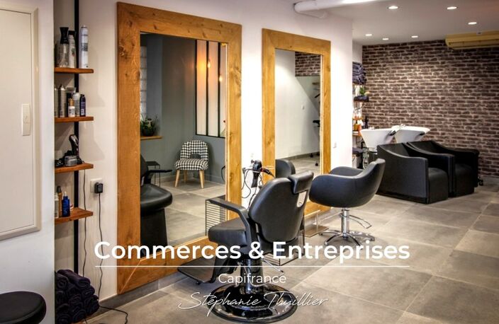 Fonds de commerce Salon de coiffure mixte à céder à TRETS (13) — photo 3
