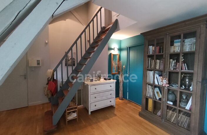“💎 Rare à Arras : duplex de 124 m² dans un hôtel particulier du XVIIIᵉ siècle" — photo 3