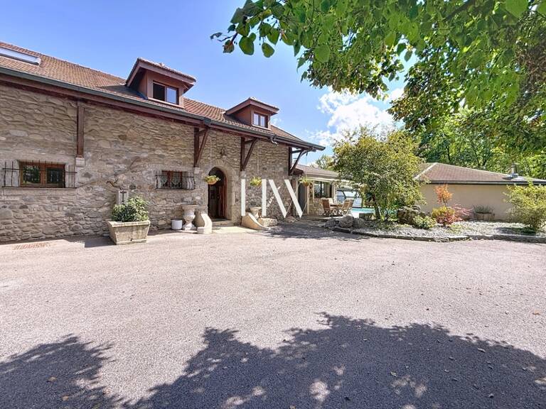 Maison familiale à vendre 10 pièces VETRAZ MONTHOUX (74) - Ou spécial investisseurs — photo 1