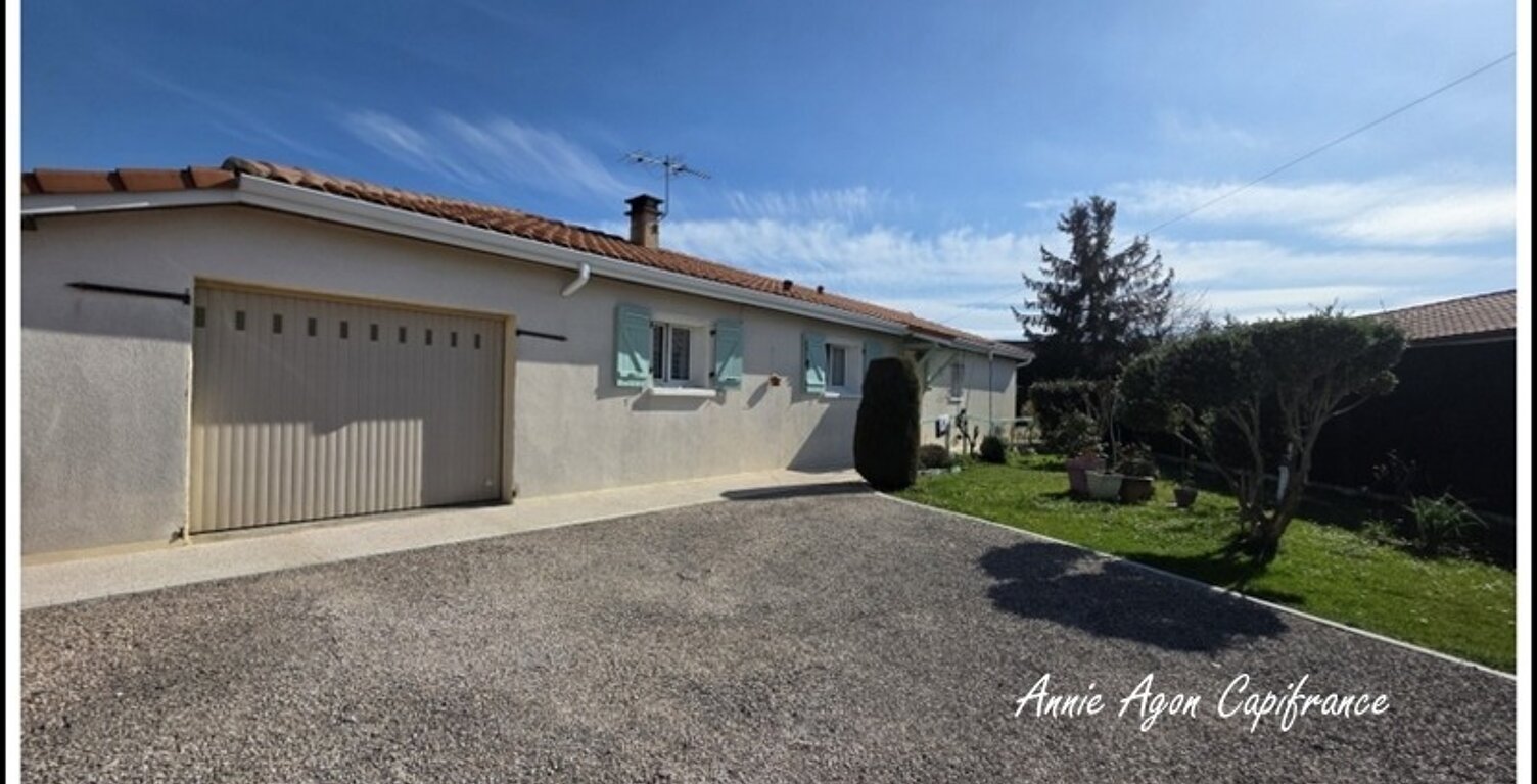« Maison de plain-pied entièrement adaptée et accessible aux personnes à mobilité réduite (PMR). » — photo 1