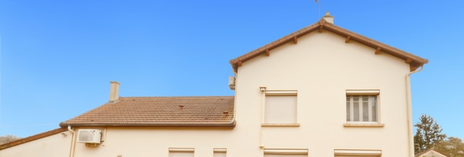 Maison 9 Pièces 199 m² à vendre à Pierre-de-Bresse (71270)