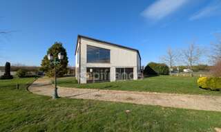 Local industriel  650 m² à vendre à Chandai (61300)